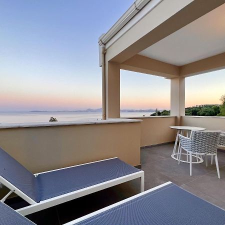 Luxury Villa Barbati Sun With Private Pool By Dadovillas Екстер'єр фото