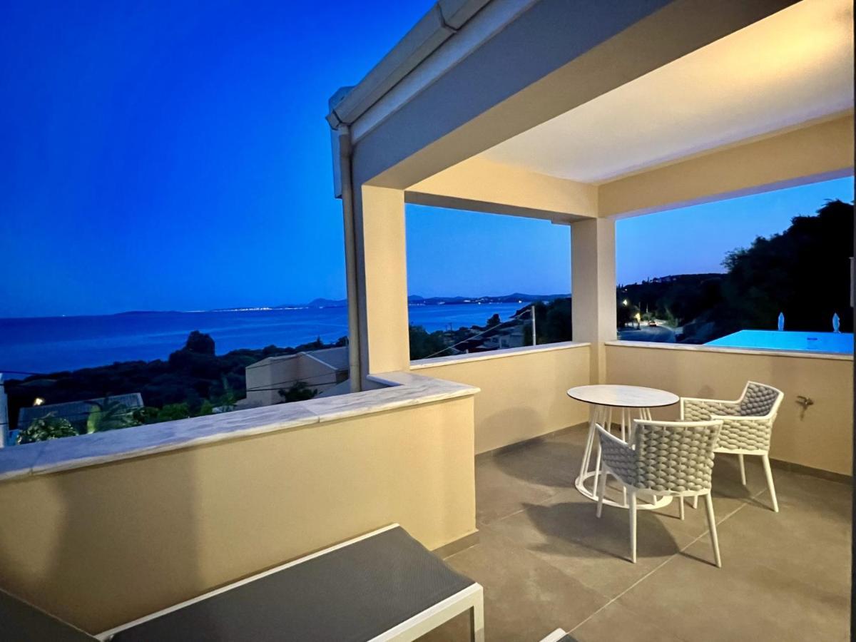 Luxury Villa Barbati Sun With Private Pool By Dadovillas Екстер'єр фото